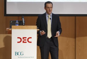 Presentación del Informe DEC-BCG